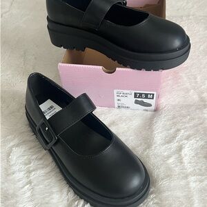 POP BUSTLE BLACK
